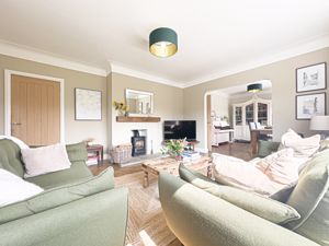 Photo 17- click for photo gallery